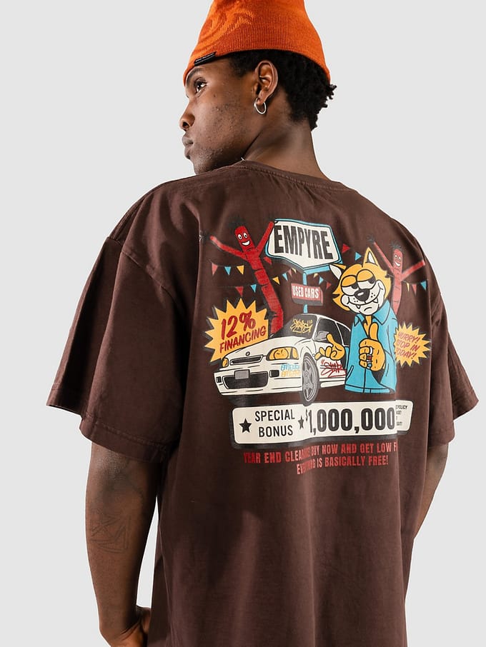 Empyre Used Cars Boxy T-Shirt bruin