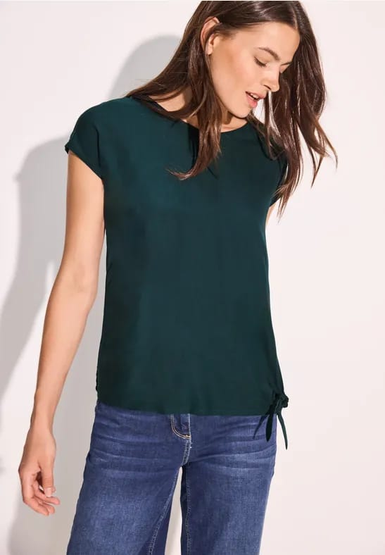 T-shirt blouse