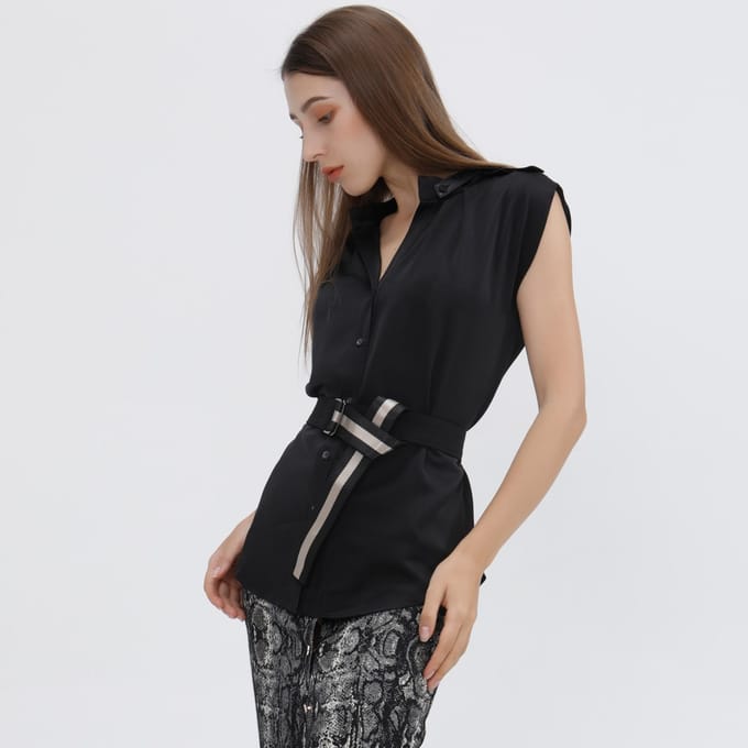 Mat satijnen mouwloos shirt