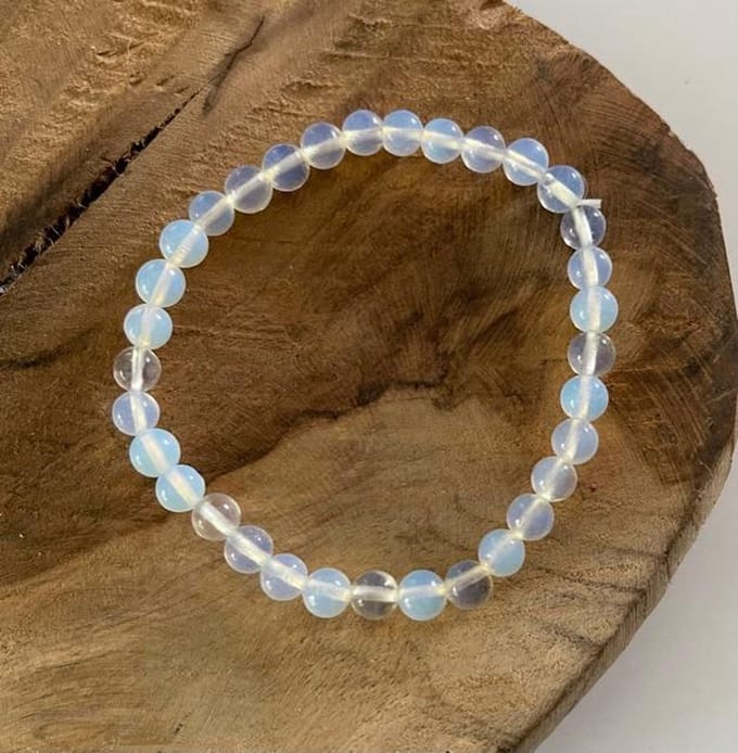 Opaliet armband 6 mm