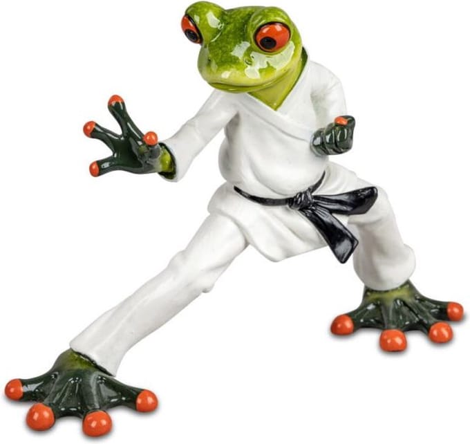 Beeldje kikker vechtsporter, judo teakwondo - polyresin groen 16 cm hoog