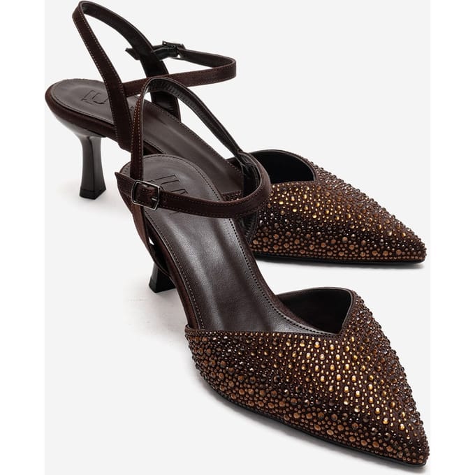 Vilka Verfraaide Slingback Kitten Heel Pumps
