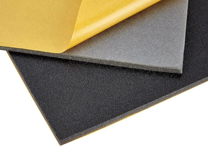 Zelfklevend Isolatieschuim voor Geluidsdemping en Thermische Isolatie
