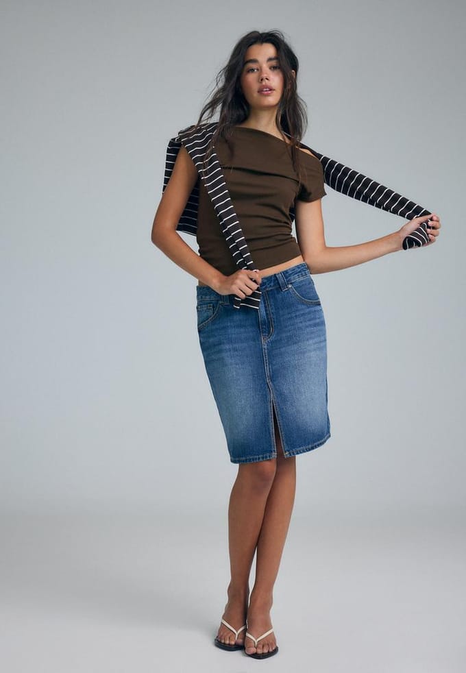 Stradivarius Denim midirok  MIDDENBLAUWE DENIM WASSING 34