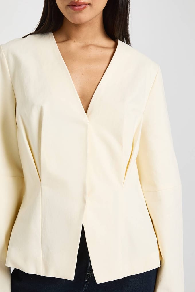 boohoo Dames Twill Blazer Met Ballonmouwen En Getailleerde Taille | Ecru | Maat: 12