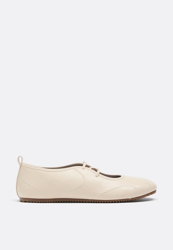 Stradivarius Sneakers met gekruiste elastische band  ECRU 35