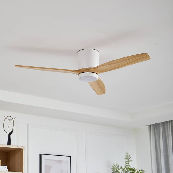 Lucande LED plafondventilator Faipari, licht hout, DC, 132 cm
