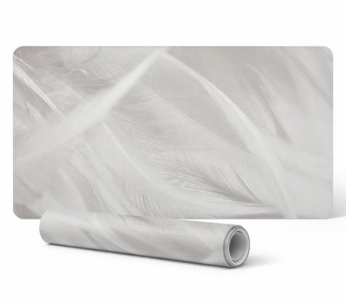 Antislip beschermmat voor op het bureau met delicate verenprint 90x45 cm