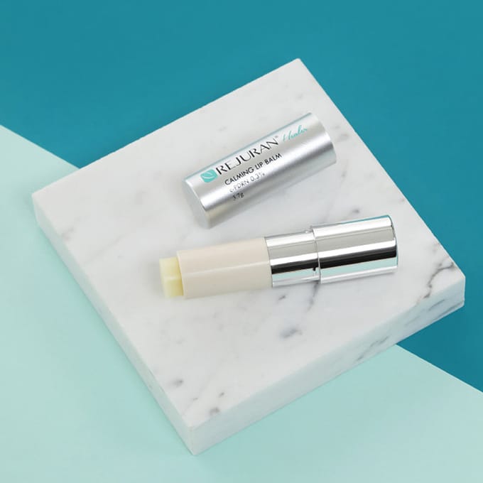 [REJURAN] Genezende kalmerende lippenbalsem 3,7 g white