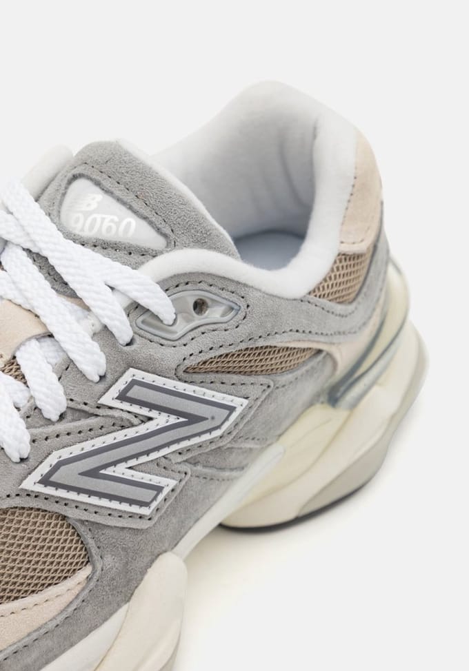 New Balance U9060 UNISEX Sneakers laag grijs