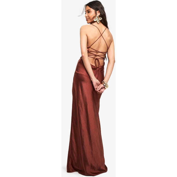 boohoo Dames Satijnen Cross Back Maxi Slipjurk | Chocolate | Maat: 16