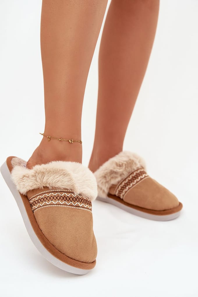 Cozy Stitch Slippers - Camel / 36/37