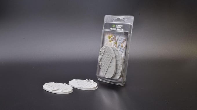 Urban Warfare Resin Bases Unpainted (2x 90mm Oval)
