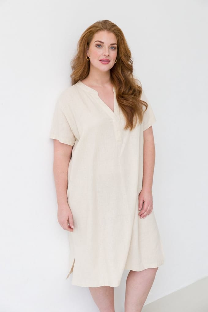 BASE LEVEL CURVY Yacinthe Dresses - Light Beige - maat X-0(44)