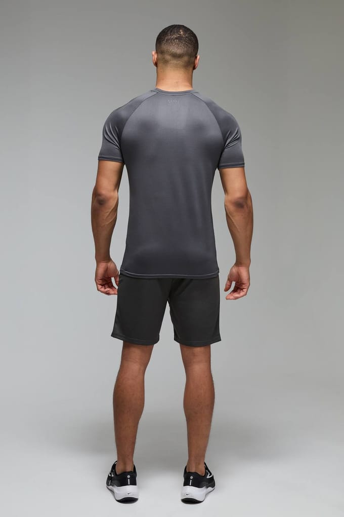 Heren Actieve Lichtgewicht Essentials Gym Regular Fit Raglan T-shirt | Charcoal | Size Medium