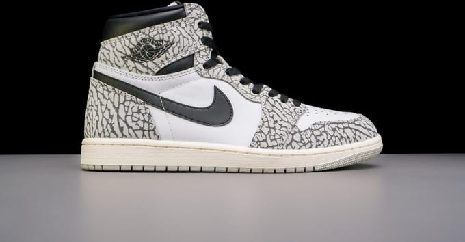 Air Jordan 1 Retro High OG White Cement - DZ5485-052 - Maat 36 - WIT - Schoenen