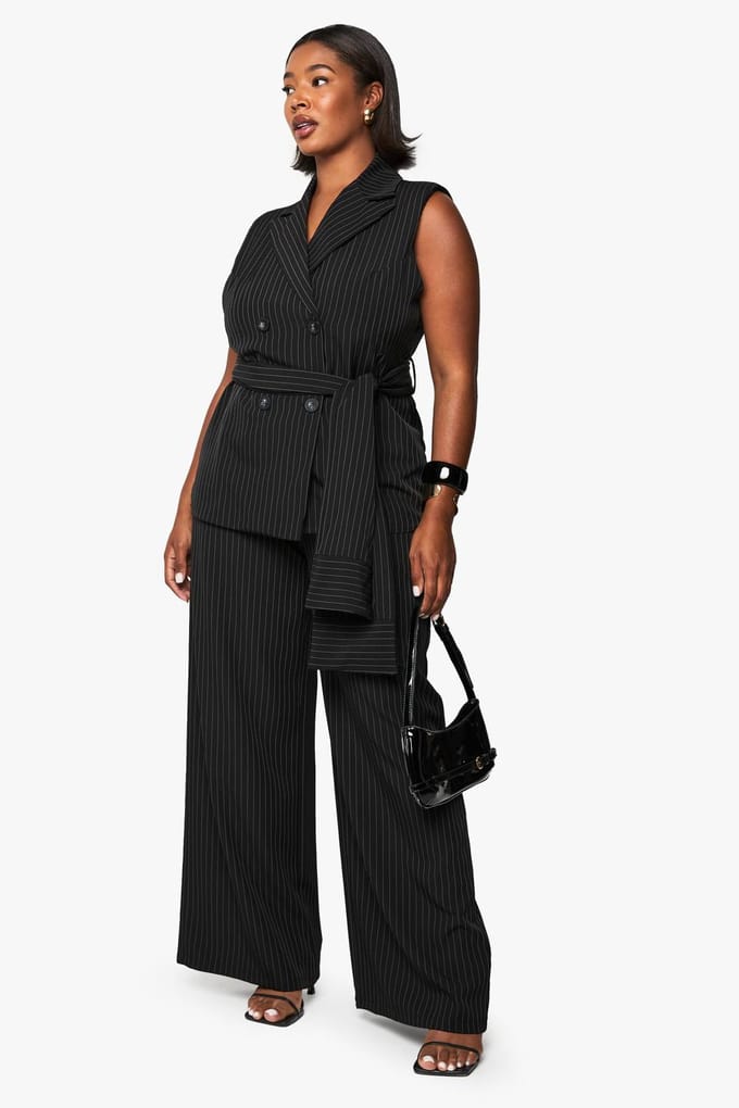 boohoo Dames PLUS VEST MET STRIKVOORKANT EN PINSTRIPES | Black | Maat: 20